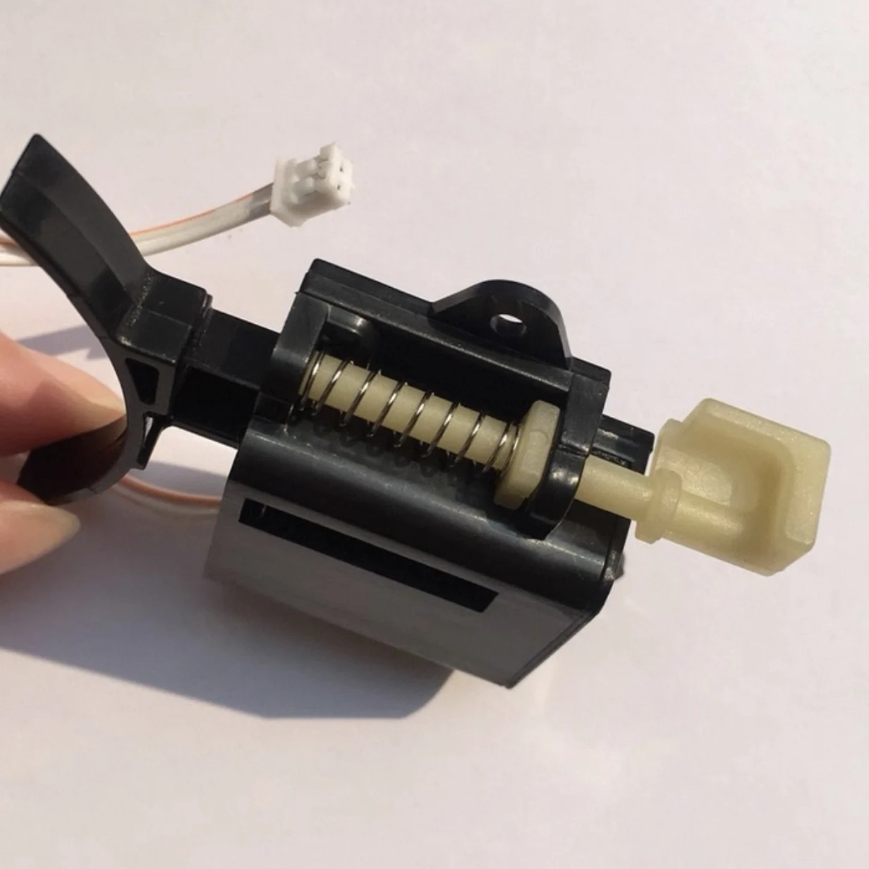 Aksesoris Kunci Pintu Pintar M - Electronics & Gadgets Icon ulasan dan harga