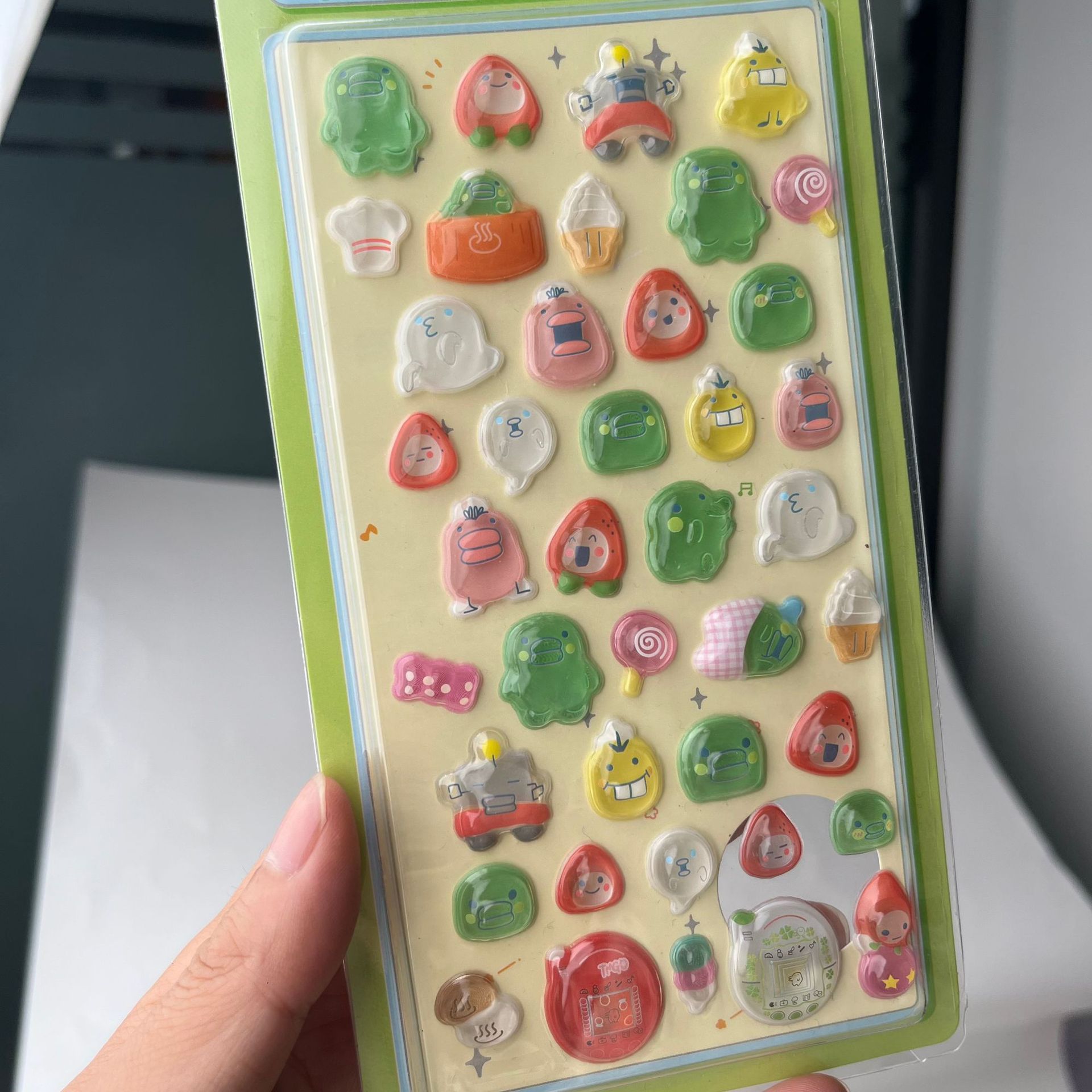 Stiker 3D Tamagotchi Lucu Retr - Electronic Gift ulasan dan harga